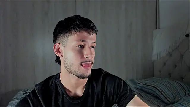 dimitri targaryen online show from March 2026 08:29:01 AM