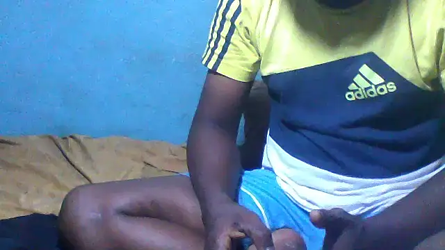 Snapshot of little__joy chatting on May 2026 04:15:02 PM little joy online show from May 2026 04:15:02 PM