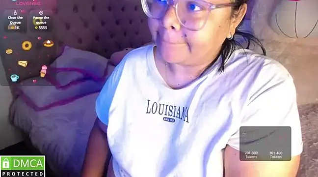 Snapshot of KittyHot20 chatting on March 2025 01:10:02 AM KittyHot20 online show from March 2025 01:10:02 AM