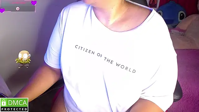 Snapshot of KittyHot20 chatting on October 2025 04:59:02 PM KittyHot20 online show from October 2025 04:59:02 PM