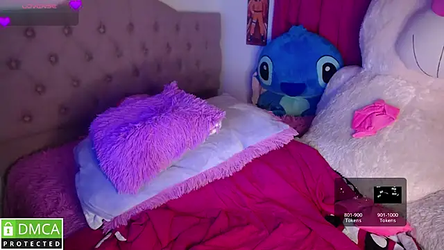 Snapshot of KittyHot20 chatting on October 2025 01:59:01 AM KittyHot20 online show from October 2025 01:59:01 AM