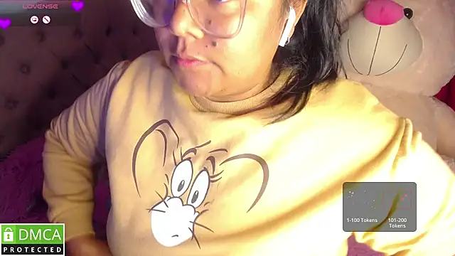 Snapshot of KittyHot20 chatting on November 2025 02:10:01 AM KittyHot20 online show from November 2025 02:10:01 AM