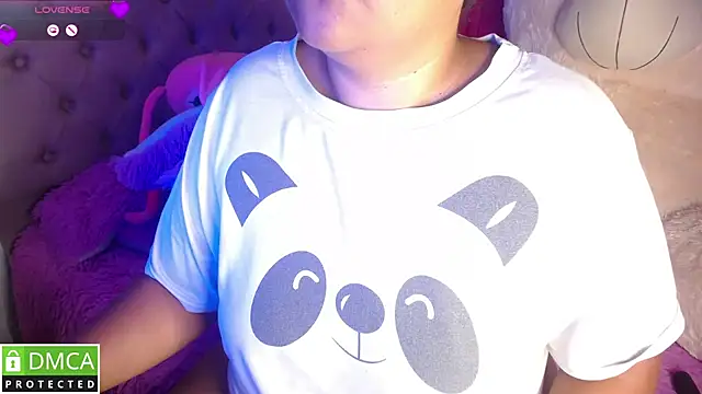 Snapshot of KittyHot20 chatting on November 2025 07:31:01 AM KittyHot20 online show from November 2025 07:31:01 AM