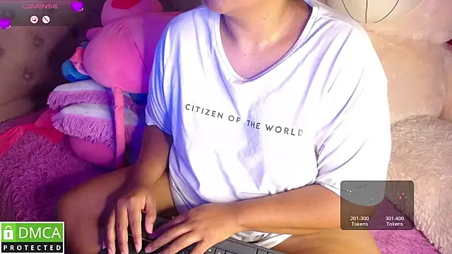 Snapshot of KittyHot20 chatting on December 2025 02:59:02 PM KittyHot20 online show from December 2025 02:59:02 PM