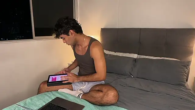 Snapshot of oliversstream chatting on February 2025 02:45:02 AM oliversstream online show from February 2025 02:45:02 AM