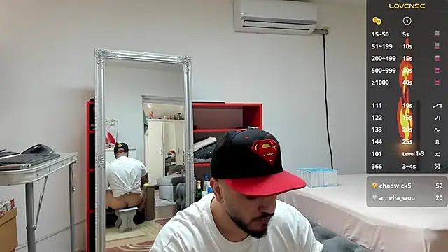 Snapshot of supermanboy94 chatting on March 2025 09:36:02 AM supermanboy94 online show from March 2025 09:36:02 AM