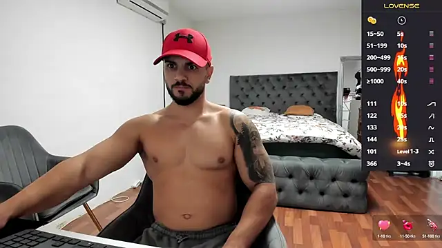 Snapshot of supermanboy94 chatting on October 2025 05:46:01 AM supermanboy94 online show from October 2025 05:46:01 AM