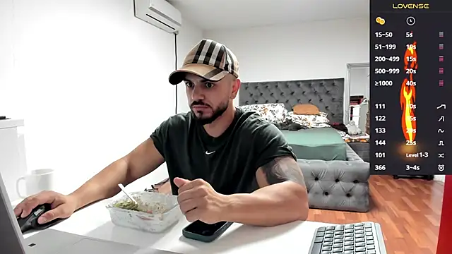 Snapshot of supermanboy94 chatting on October 2025 06:55:02 AM supermanboy94 online show from October 2025 06:55:02 AM