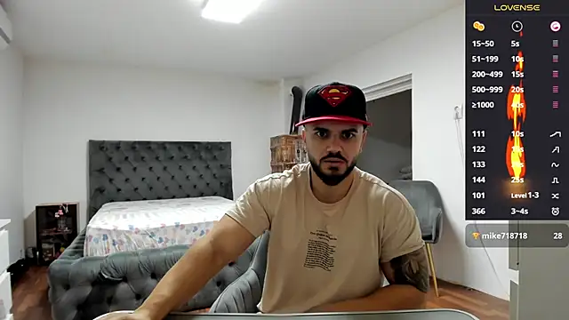 Snapshot of supermanboy94 chatting on November 2025 06:45:02 AM supermanboy94 online show from November 2025 06:45:02 AM