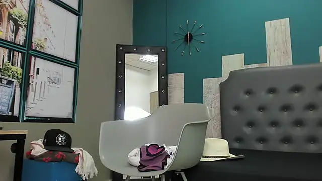 Rhaegal hot online show from March 2025 07:27:02 PM