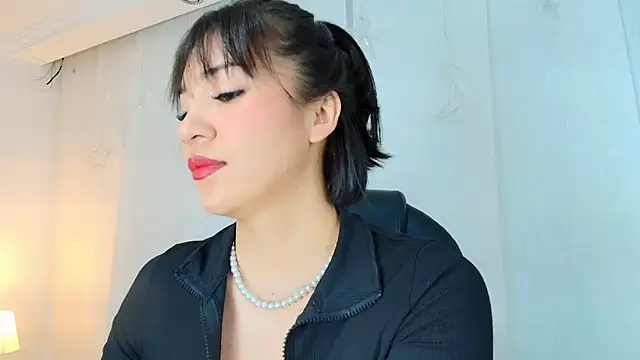 Snapshot of lina_bedoya_ chatting on June 2026 11:38:02 AM lina bedoya online show from June 2026 11:38:02 AM