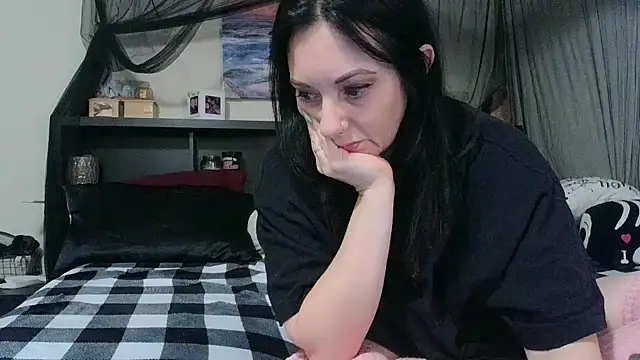 CrystalLakeXO online show from January 2026 06:18:02 AM