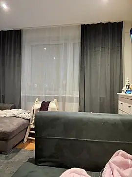 Snapshot of AileenInkOfficial chatting on January 2025 03:31:02 AM AileenInkOfficial online show from January 2025 03:31:02 AM