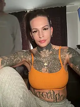 Snapshot of AileenInkOfficial chatting on January 2025 01:11:01 PM AileenInkOfficial online show from January 2025 01:11:01 PM