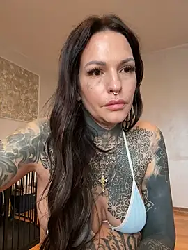 Snapshot of AileenInkOfficial chatting on February 2025 02:10:01 PM AileenInkOfficial online show from February 2025 02:10:01 PM