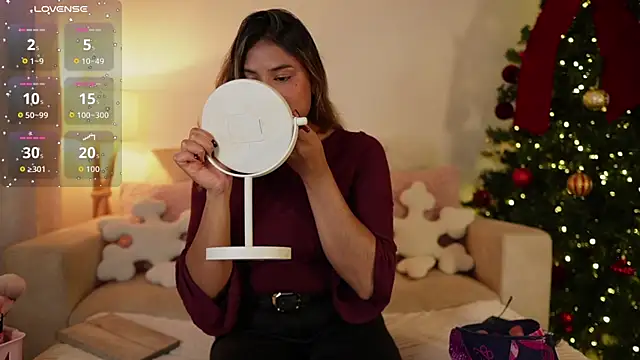 SaraParisi online show from November 2025 01:11:01 AM