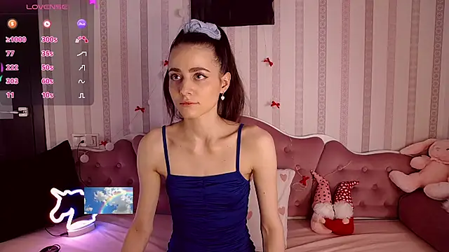 AliceNikke online show from February 2025 04:26:01 PM