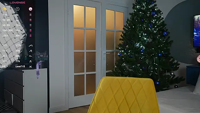 Snapshot of Vika54784 chatting on January 2025 08:57:01 PM Vika54784 online show from January 2025 08:57:01 PM