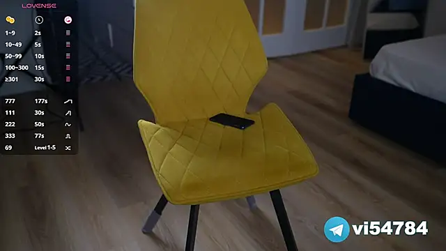 Snapshot of Vika54784 chatting on January 2025 06:43:01 PM Vika54784 online show from January 2025 06:43:01 PM