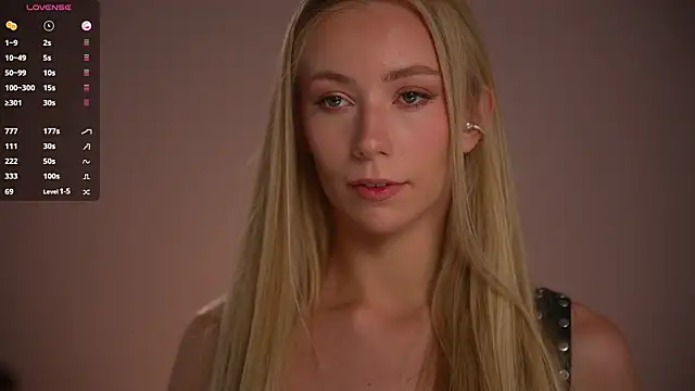 Snapshot of Vika54784 chatting on March 2026 03:45:02 AM Vika54784 online show from March 2026 03:45:02 AM