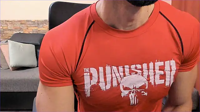 Snapshot of HotHunkTrainer chatting on November 2025 08:42:01 AM HotHunkTrainer online show from November 2025 08:42:01 AM