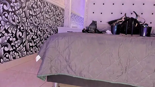 Snapshot of Foxy_Slave chatting on January 2025 08:51:01 AM Foxy Slave online show from January 2025 08:51:01 AM