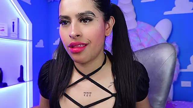 miss romyna online show from January 2025 02:32:01 AM