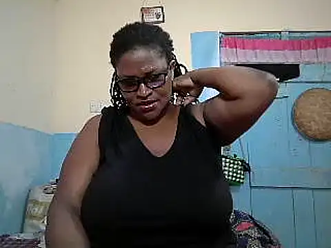 Snapshot of sexy_bigboobss chatting on November 2025 06:35:02 AM sexy bigboobss online show from November 2025 06:35:02 AM