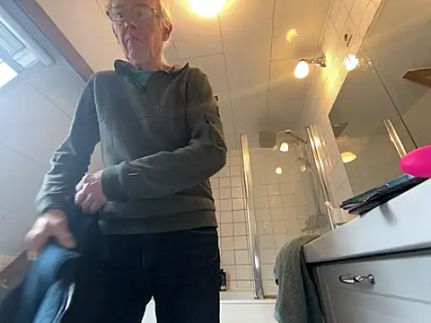 martxxxxx online show from February 2026 11:17:01 AM