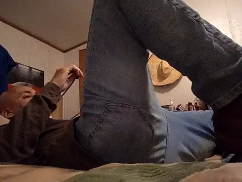 Snapshot of Xoc8_ chatting on March 2025 06:33:02 PM Xoc8 online show from March 2025 06:33:02 PM