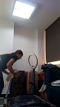 AnthonelaDuque online show from November 2025 11:47:01 AM