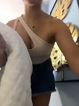 AnthonelaDuque online show from March 2026 11:39:02 AM