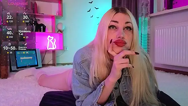 Inchcaser  online show from October 2025 09:14:01 PM