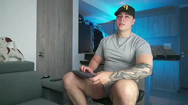 Snapshot of odin_blake chatting on February 2025 12:15:02 AM odin blake online show from February 2025 12:15:02 AM