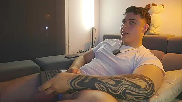 Snapshot of odin_blake chatting on March 2025 02:04:02 AM odin blake online show from March 2025 02:04:02 AM