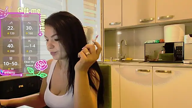 Snapshot of alisoncassie chatting on September 2025 04:56:02 AM alisoncassie online show from September 2025 04:56:02 AM