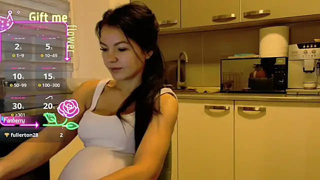 Snapshot of alisoncassie chatting on October 2025 05:05:02 AM alisoncassie online show from October 2025 05:05:02 AM