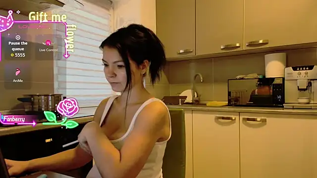 Snapshot of alisoncassie chatting on October 2025 05:08:01 AM alisoncassie online show from October 2025 05:08:01 AM