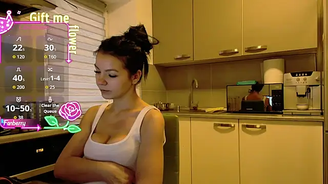 Snapshot of alisoncassie chatting on October 2025 04:56:01 AM alisoncassie online show from October 2025 04:56:01 AM