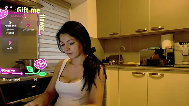 Snapshot of alisoncassie chatting on October 2025 04:53:01 AM alisoncassie online show from October 2025 04:53:01 AM