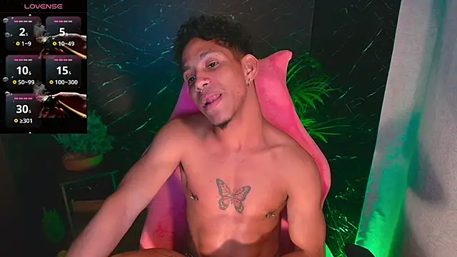 Snapshot of Palo_santo chatting on September 2025 04:51:02 AM Palo santo online show from September 2025 04:51:02 AM