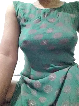 rituporna2004 online show from December 2025 01:20:01 PM