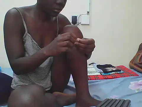 Snapshot of Ebony_Sweetcandy chatting on November 2025 10:50:02 AM Ebony Sweetcandy online show from November 2025 10:50:02 AM