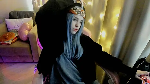 Snapshot of Ledy_WWWII chatting on January 2025 11:52:01 AM Ledy WWWII online show from January 2025 11:52:01 AM