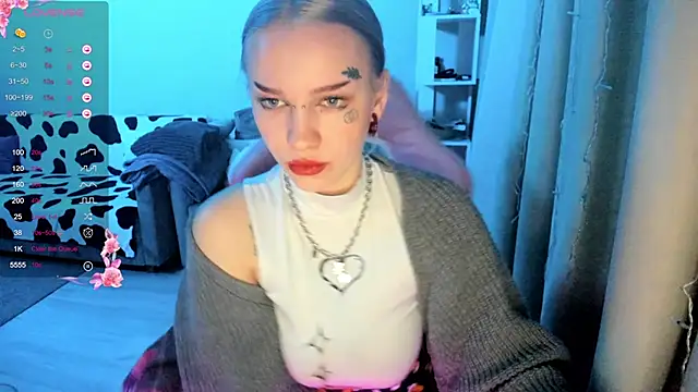 Snapshot of Ledy_WWWII chatting on March 2025 04:18:01 PM Ledy WWWII online show from March 2025 04:18:01 PM