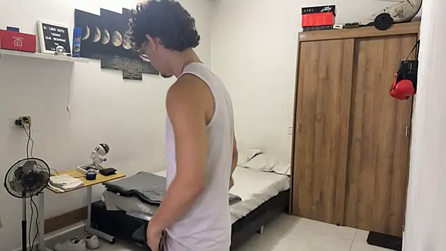 Kisan Smith online show from November 2025 02:20:01 AM