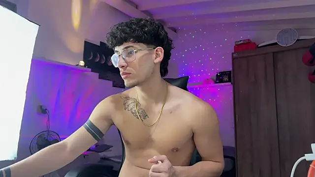 Kisan Smith online show from March 2026 02:15:01 AM