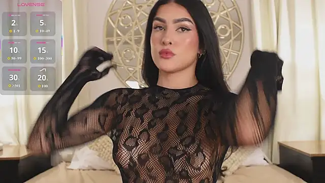 Snapshot of Antonellaparis_ chatting on October 2025 02:32:01 AM Antonellaparis online show from October 2025 02:32:01 AM