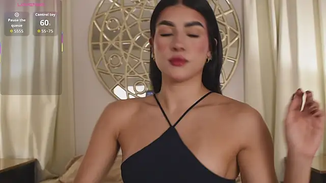 Snapshot of Antonellaparis_ chatting on October 2025 02:45:01 AM Antonellaparis online show from October 2025 02:45:01 AM