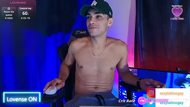 Snapshot of sexyboycolombi4 chatting on August 2026 09:26:02 AM sexyboycolombi4 online show from August 2026 09:26:02 AM